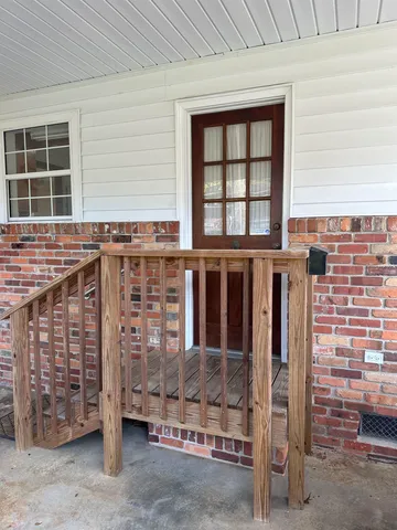 $2,100 | 1406 Devils Dip, Tallahassee, FL 32308