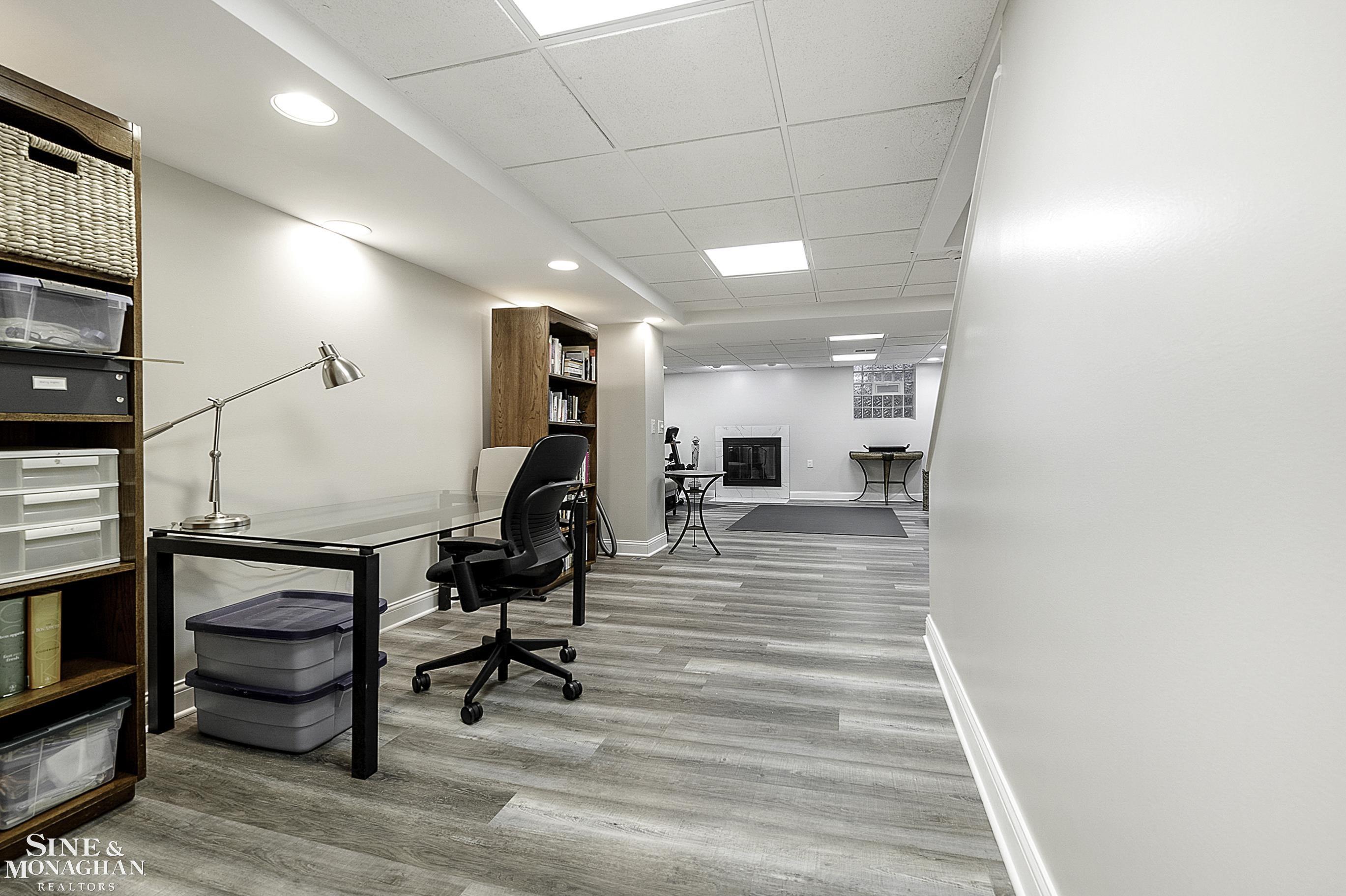 75 South Deeplands Road Grosse Pointe, MI 48236 - Photo 50 of 66 50099530-49.JPG