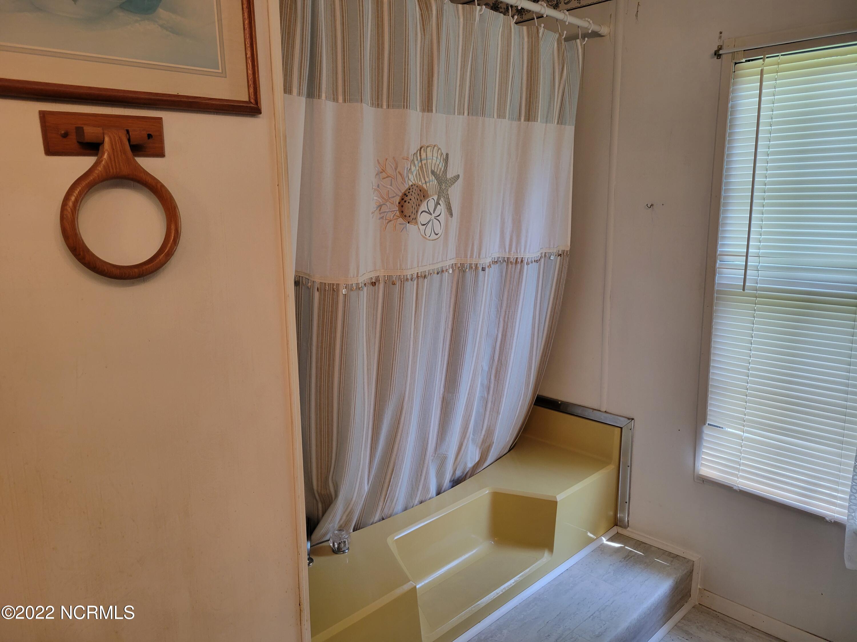 572 Main Street Edward, NC 27821 - Photo 19 of 25 026