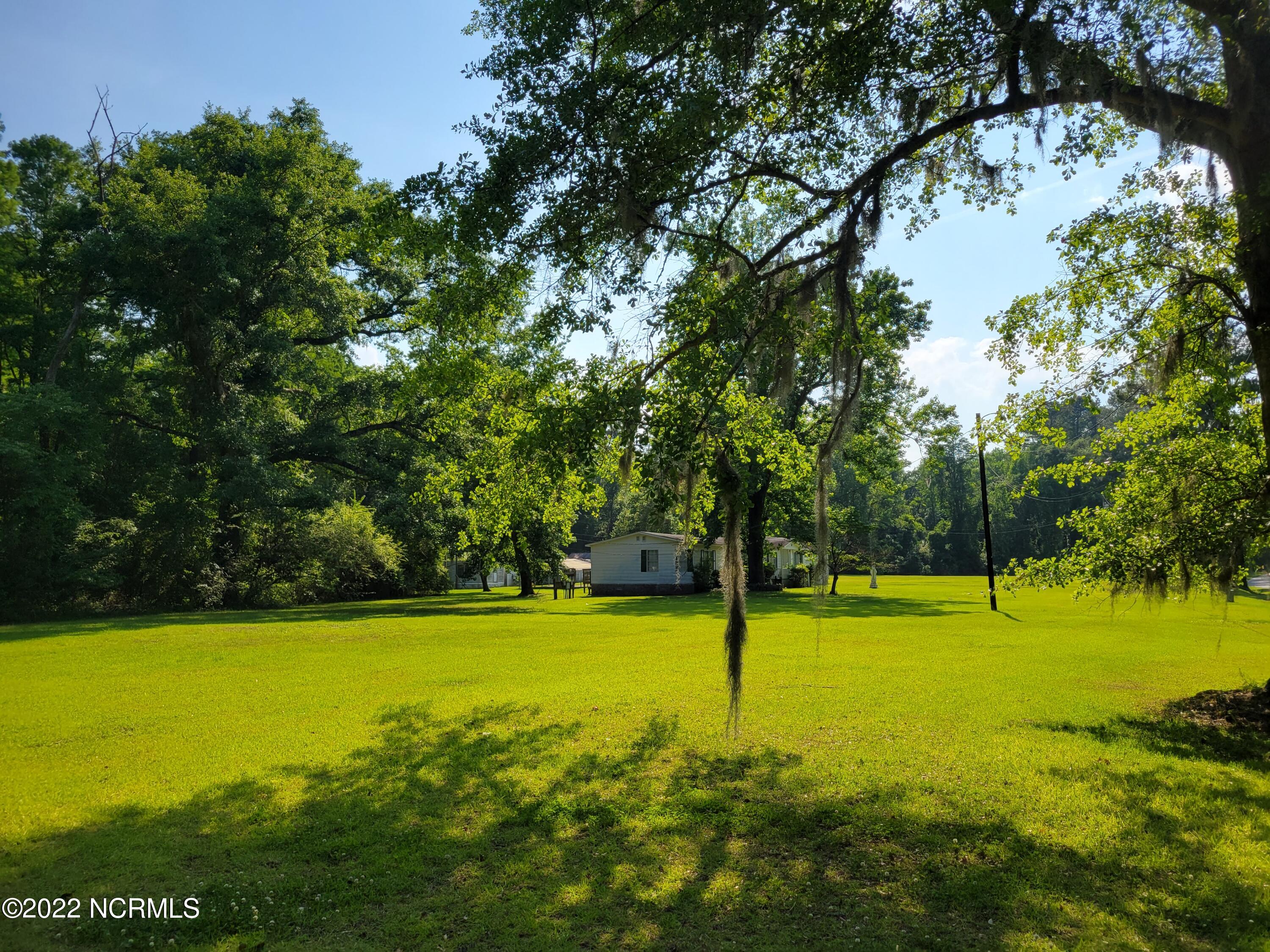 572 Main Street Edward, NC 27821 - Photo 4 of 25 015