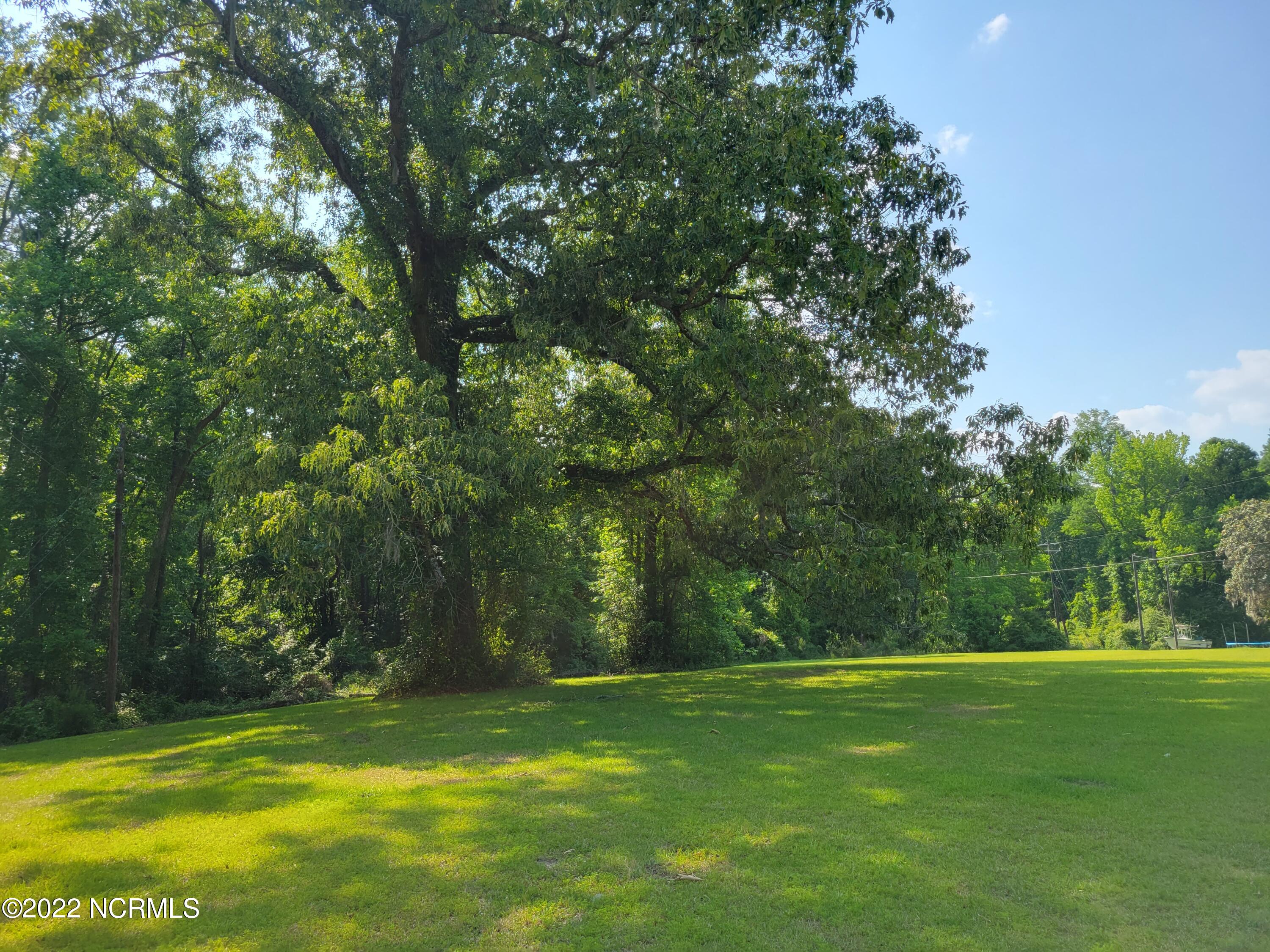 572 Main Street Edward, NC 27821 - Photo 5 of 25 031