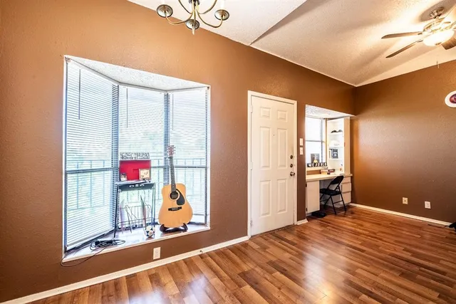 $1,150 | 3316 Guadalupe Street, Unit 305, Austin, TX 78705