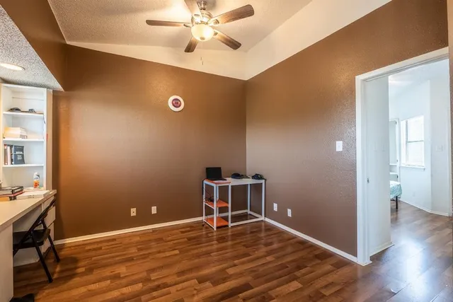 $1,150 | 3316 Guadalupe Street, Unit 305, Austin, TX 78705