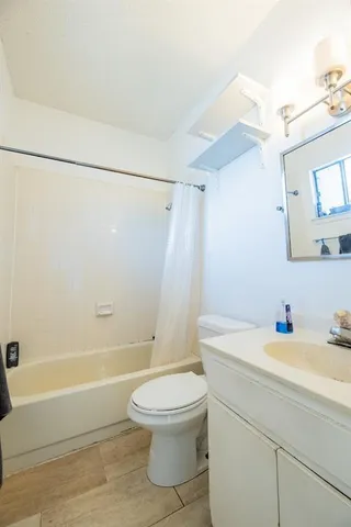 $1,150 | 3316 Guadalupe Street, Unit 305, Austin, TX 78705