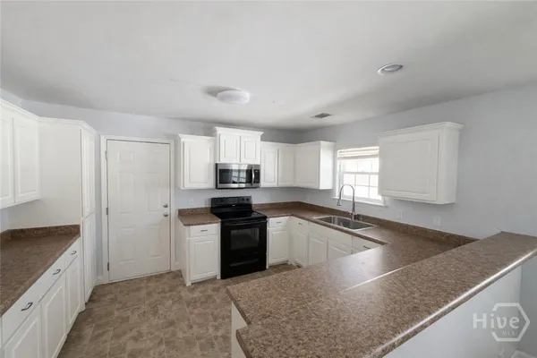 $2,495 | 214 Scarlett Lane, Richmond Hill, GA 31324