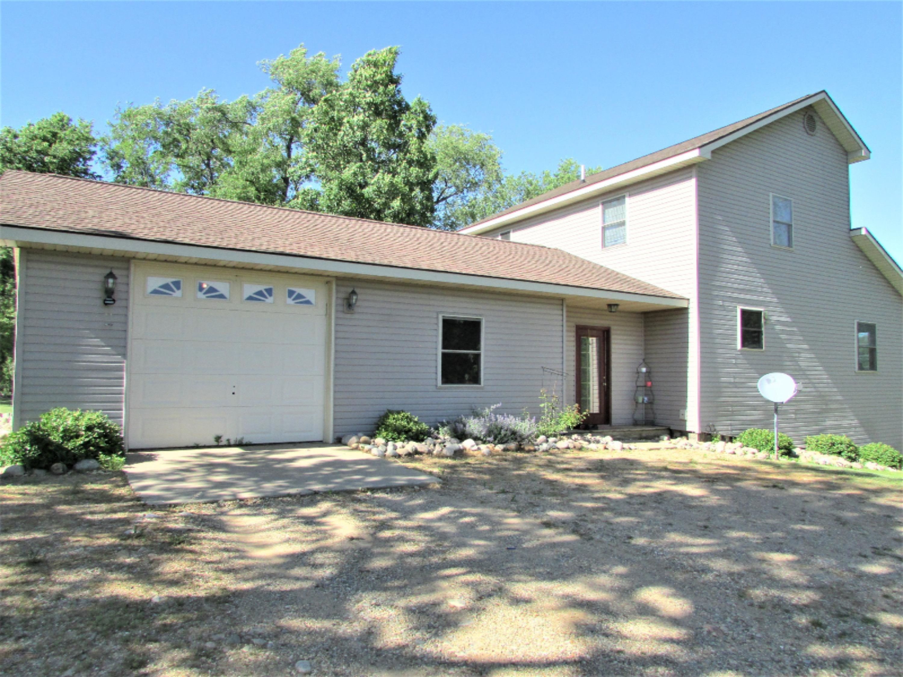 670 West Adams Road Bronson, MI 49028 - Photo 1 of 23 IMG_6819