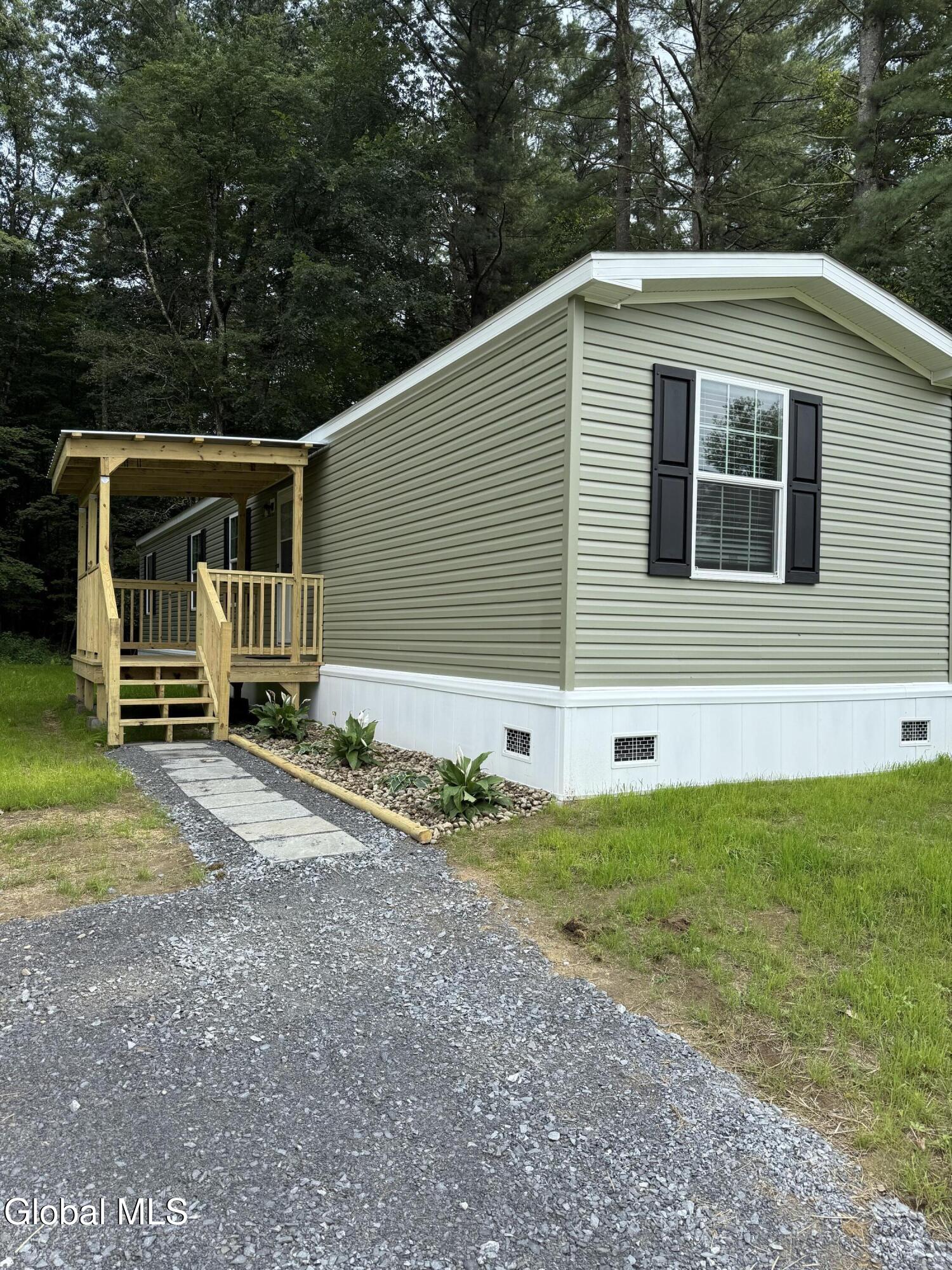 980 Murray Road, Unit LOT 27 Greenfield, NY 12850 - Photo 1 of 11 IMG_1825