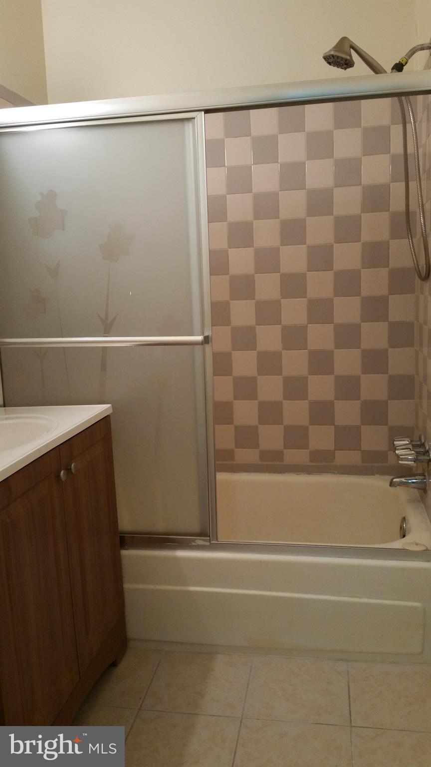 3368 Hewitt Avenue, Unit 302 Silver Spring, MD 20906 - Photo 3 of 8 Bath