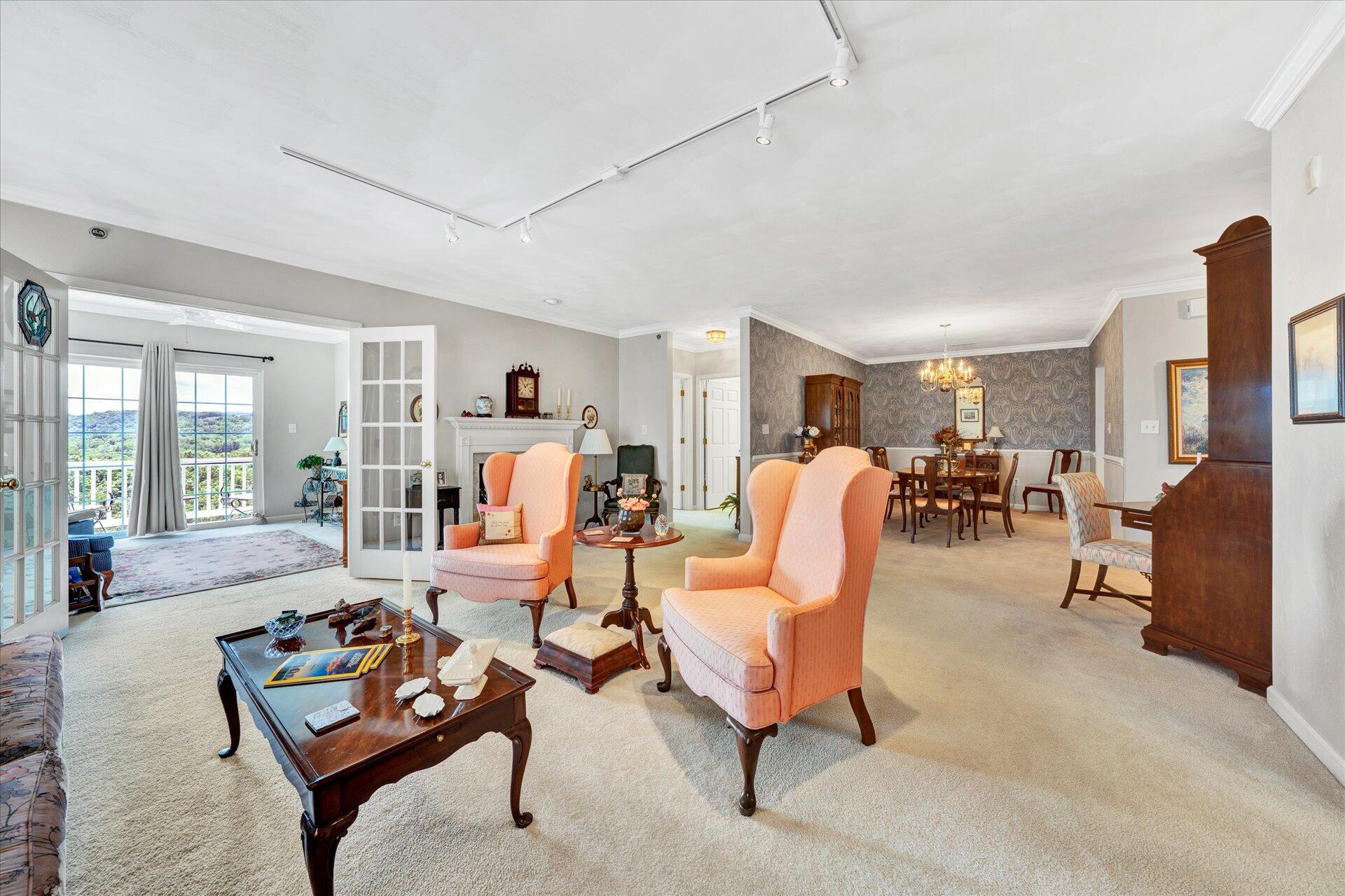 4438 Pheasant Ridge Road, Unit 303 Roanoke, VA 24014 - Photo 18 of 43 18-DSC00031