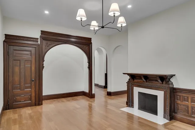 a view of a livingroom with a fireplace