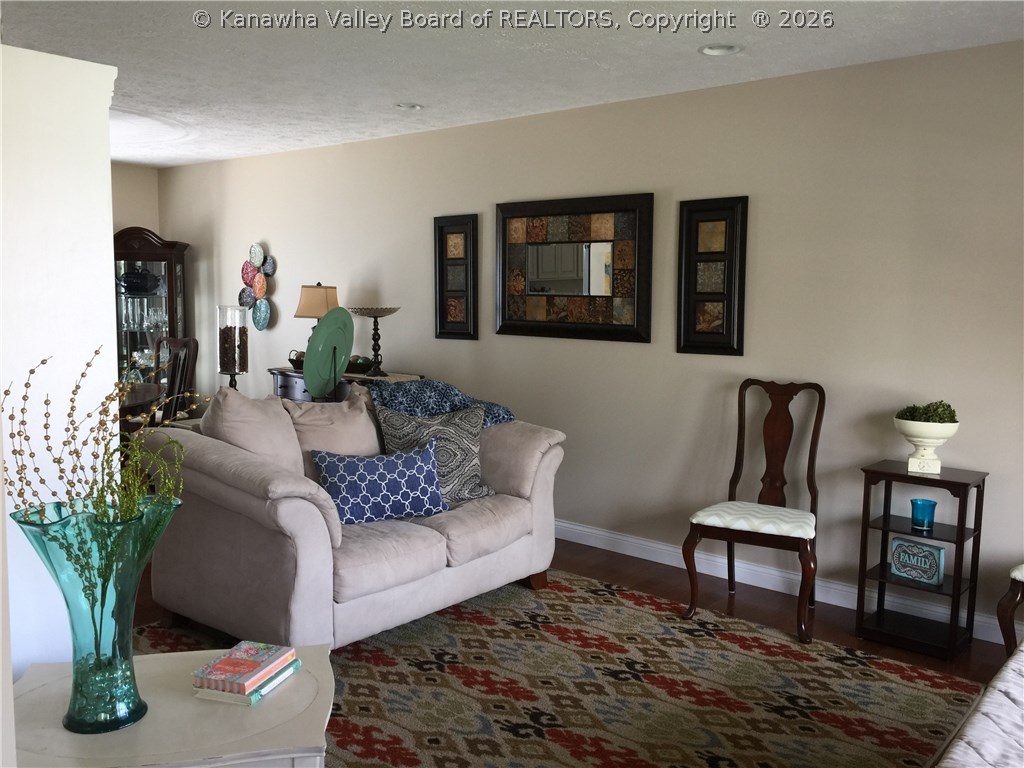 74 Hosanna Way Winfield, WV 25213 - Photo 5 of 27 Gallery Image 5