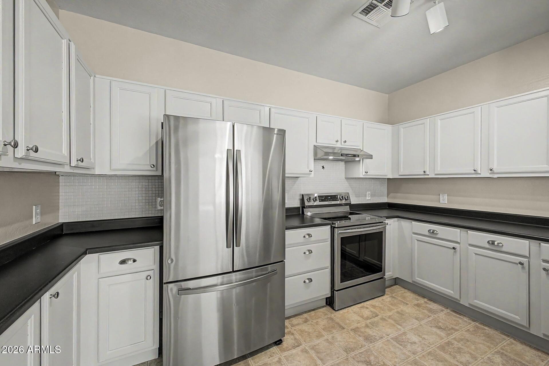 3585 South Ranger Trail Gilbert, AZ 85297 - Photo 11 of 41 10 - Ranger