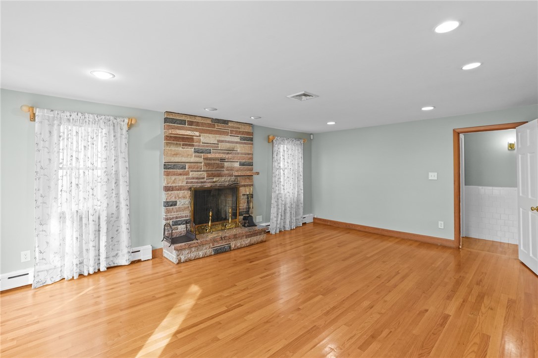 2 Oak Grove Boulevard North Providence, RI 02911 - Photo 17 of 47