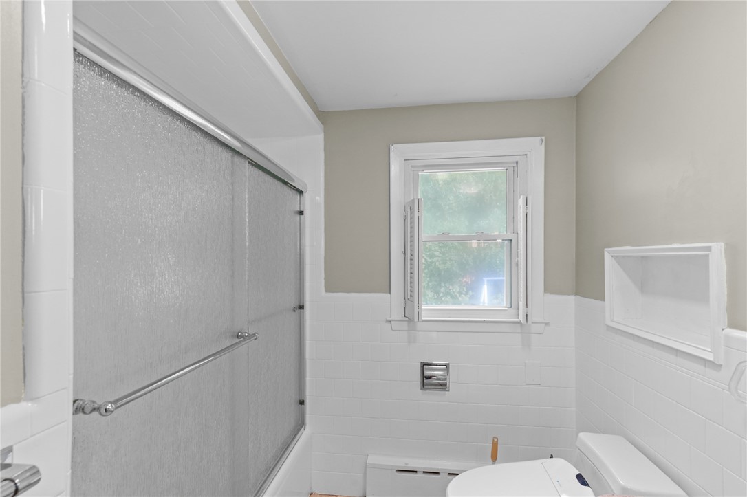 2 Oak Grove Boulevard North Providence, RI 02911 - Photo 21 of 47