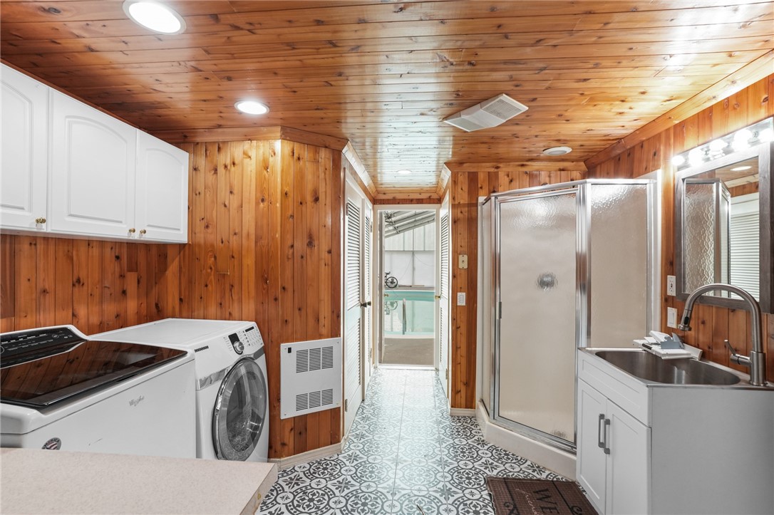 2 Oak Grove Boulevard North Providence, RI 02911 - Photo 25 of 47