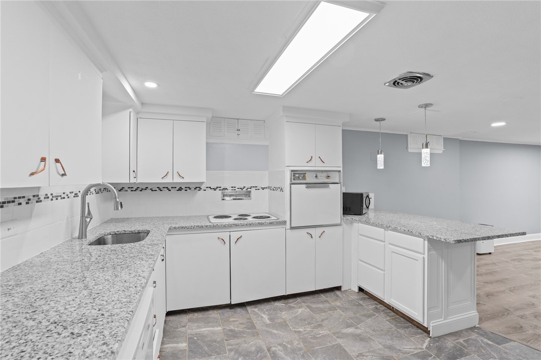 2 Oak Grove Boulevard North Providence, RI 02911 - Photo 30 of 47