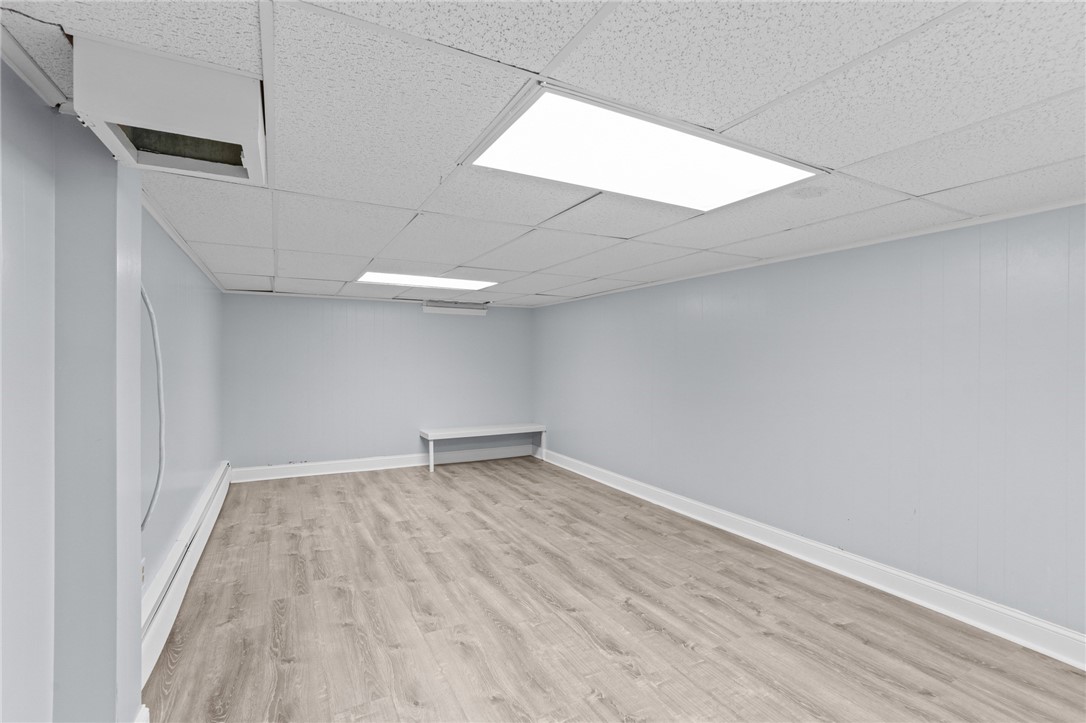 2 Oak Grove Boulevard North Providence, RI 02911 - Photo 33 of 47