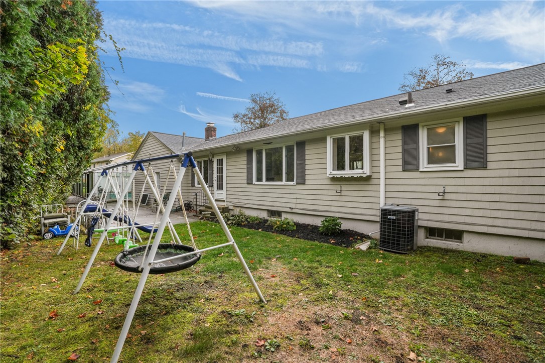 2 Oak Grove Boulevard North Providence, RI 02911 - Photo 38 of 47