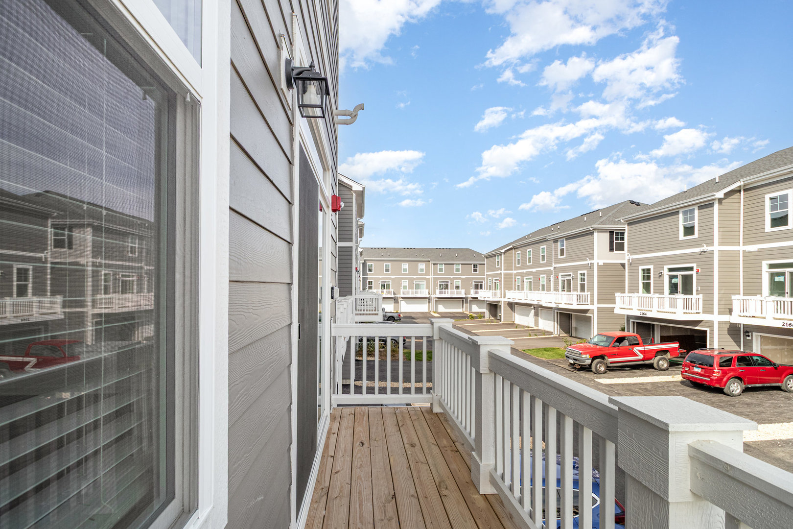 2171 Yellowstone Boulevard, Unit 2171 Mundelein, IL 60060 - Photo 22 of 23 a view of city from balcony