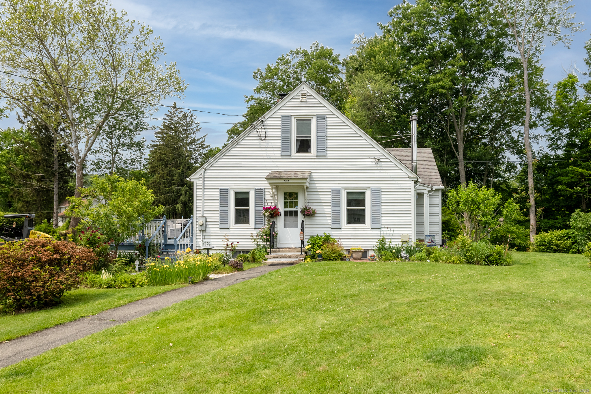 687 Beacon Valley Road Naugatuck, CT 06770 - Photo 1 of 1