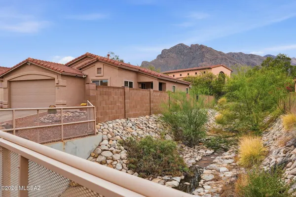 $390,000 | 8350 North Austin Nikolas Court, Tucson, AZ 85704
