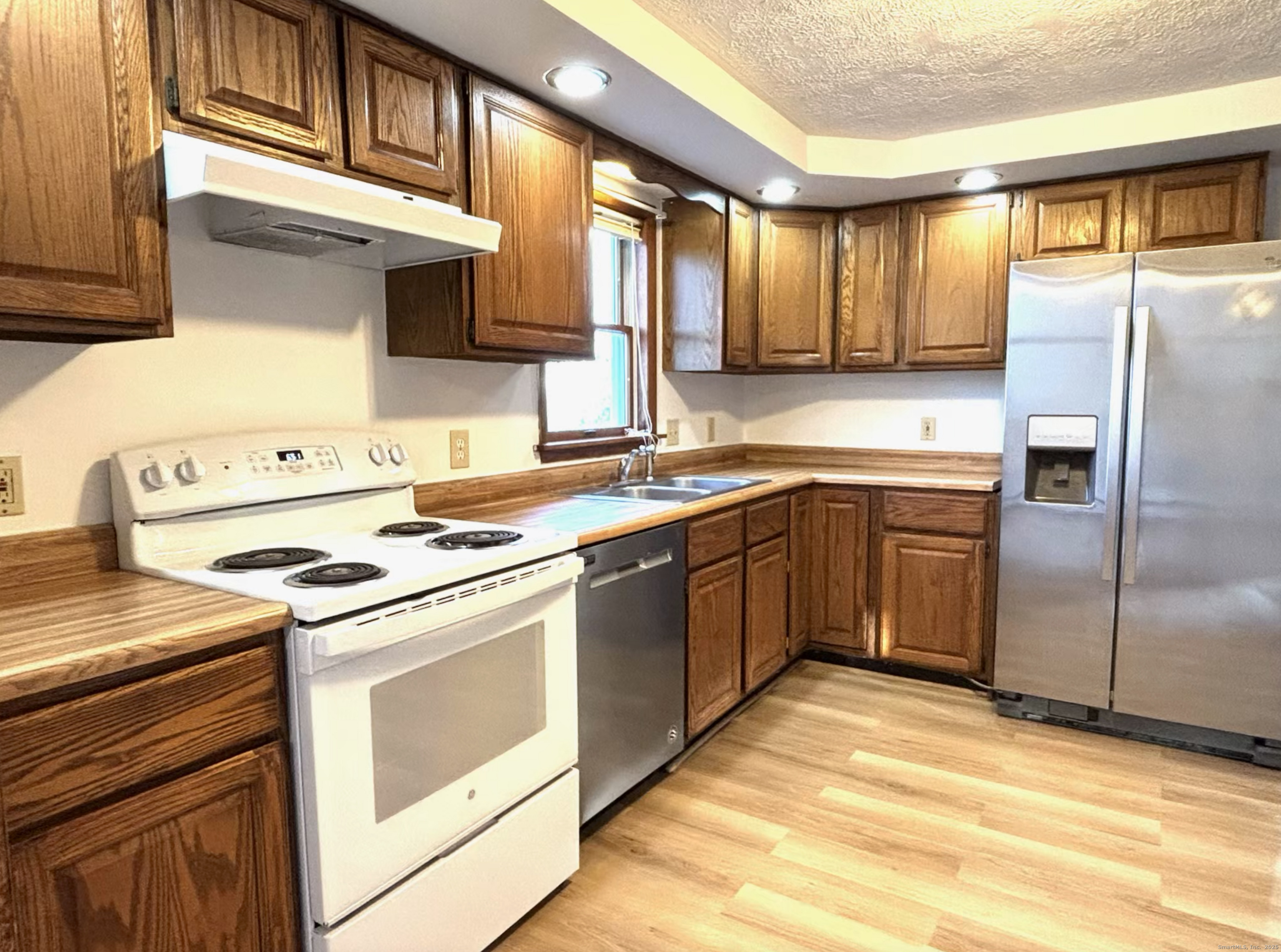 2240 Glasgo Road Griswold, CT 06351 - Photo 2 of 24