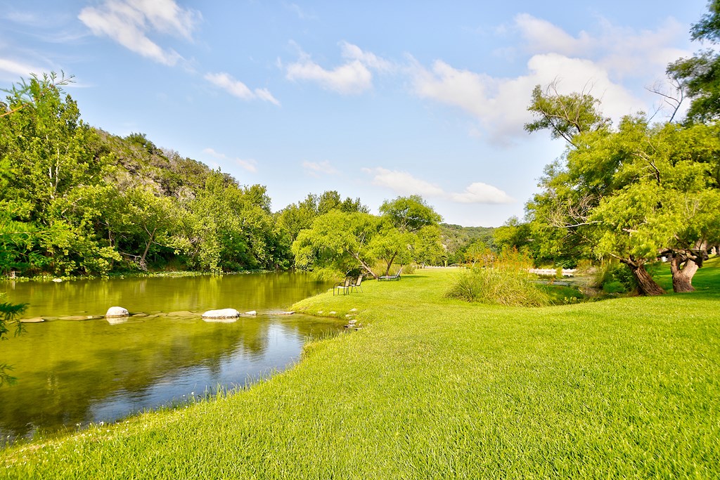 2960 Highway 39 Hunt, TX 78024 - Photo 5 of 23
