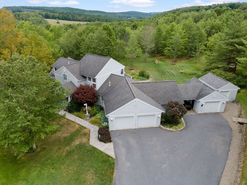 3000 Webb Road Binghamton, NY 13903 - Photo 1 of 50 Gallery Image 1