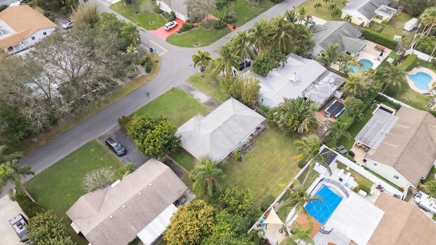 15 Beverly Road West Jupiter, FL 33469 - Photo 12 of 16 15 Beverly Rd W Tequesta FL-large-015-01