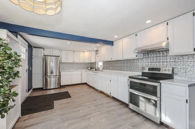 $395,000 | 74 Purchase Street, Manchester, NH 03103