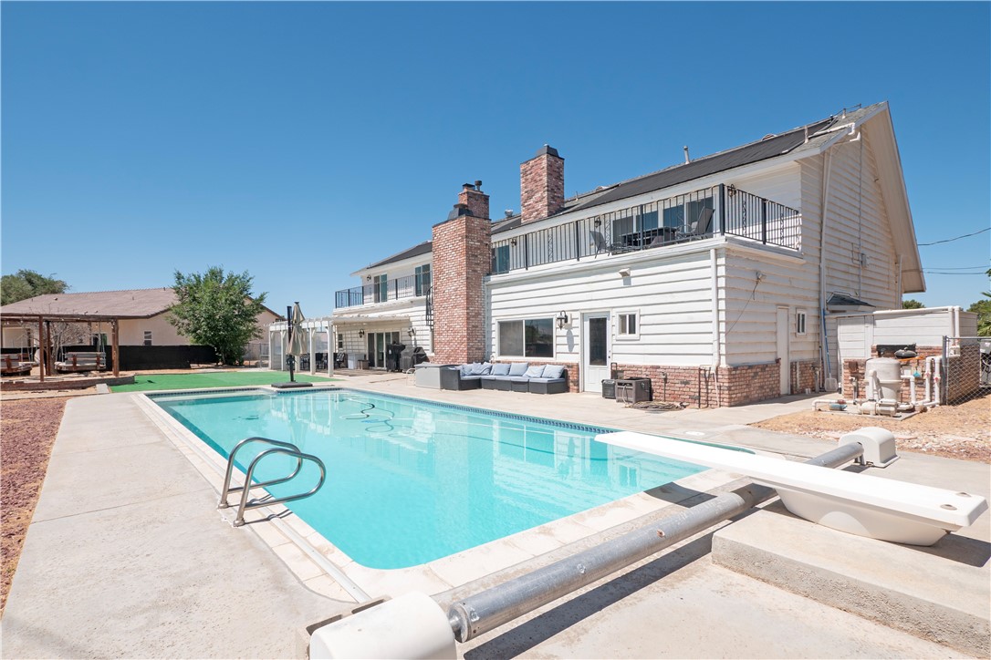 14681 Choco Road Apple Valley, CA 92307 - Photo 7 of 75