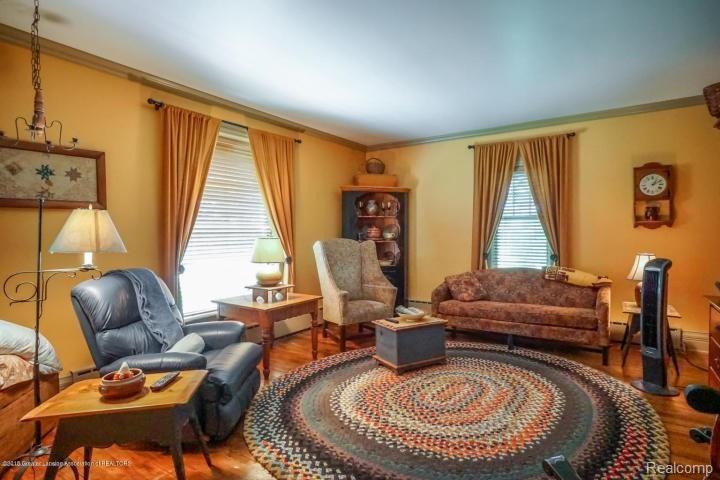 5301 Sherwood Road Webberville, MI 48892 - Photo 13 of 30 Sherwood living room 2.jpg