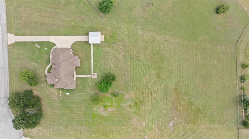 104 Rattling Antler Court Azle, TX 76020 - Photo 31 of 38