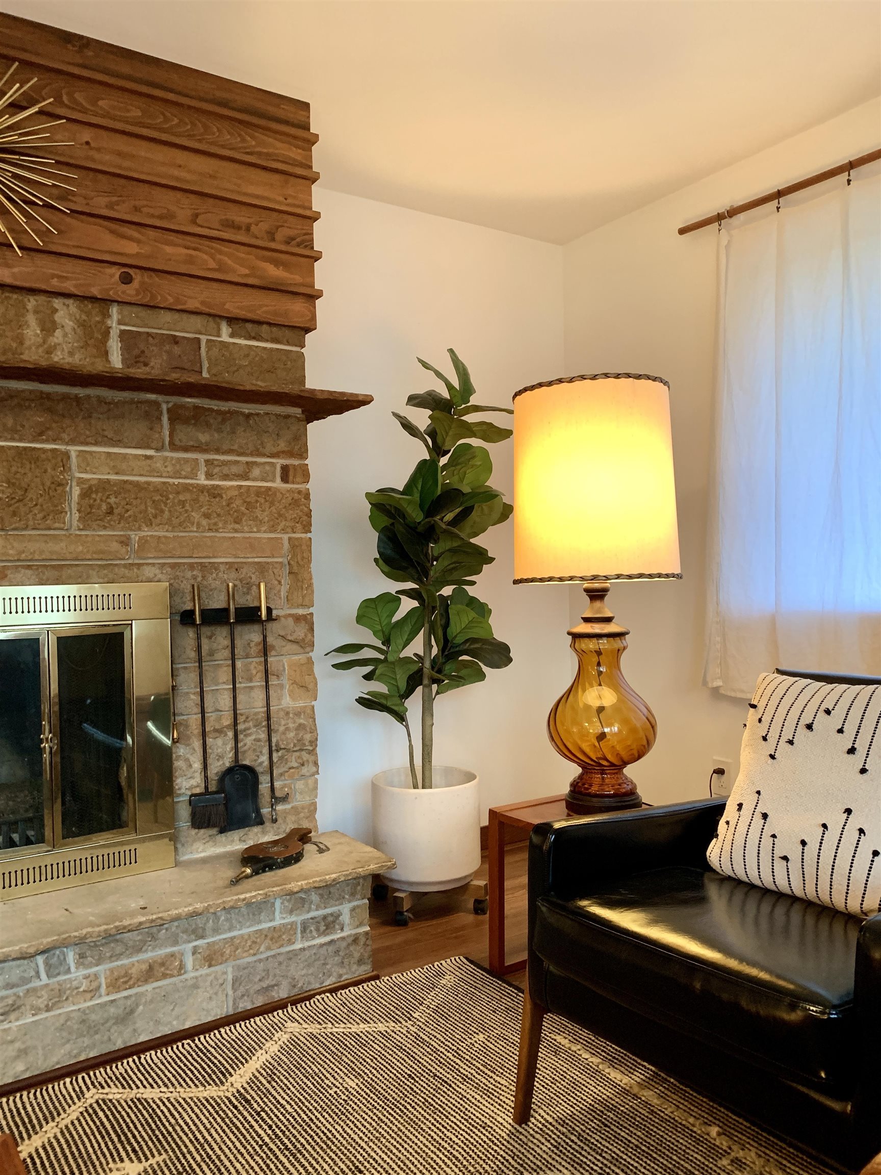 N1644 Poeppel Road Fort Atkinson, WI 53538 - Photo 4 of 26