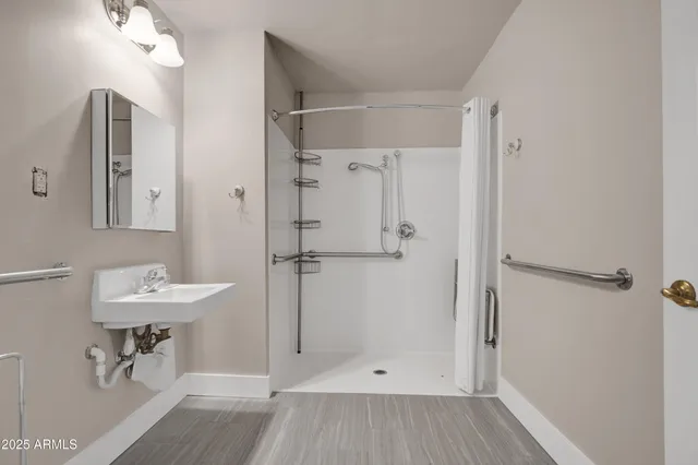 $895 | 5753 West Glendale Avenue, Unit 103, Glendale, AZ 85301