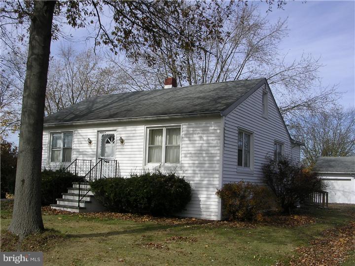 565 Erie Road Quakertown, PA 18951 - Photo 1 of 11 Exterior Front