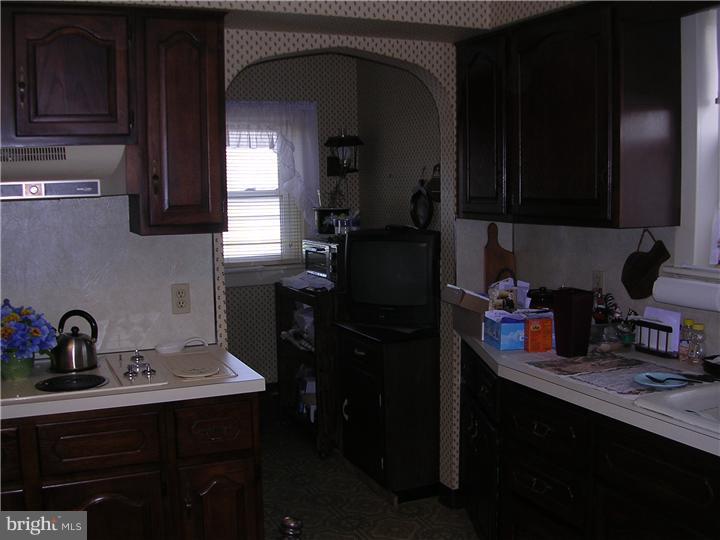 565 Erie Road Quakertown, PA 18951 - Photo 7 of 11 Kitchen