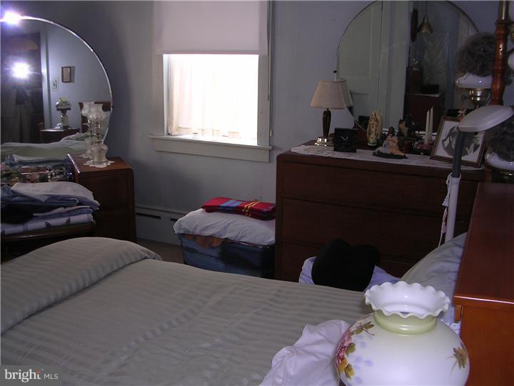 565 Erie Road Quakertown, PA 18951 - Photo 9 of 11 Bedroom - Main