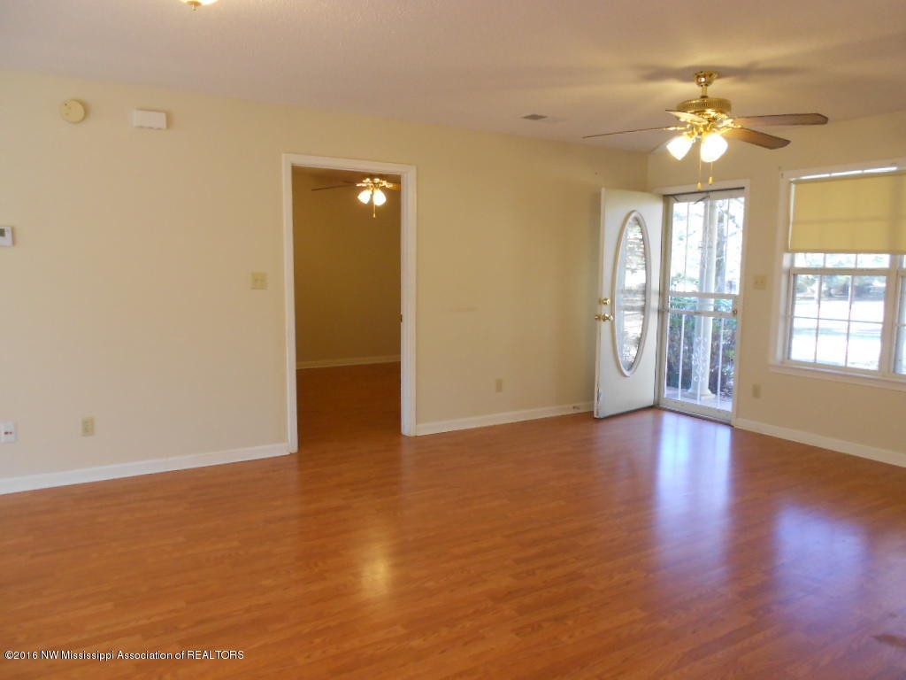 176 Wildwood Road Holly Springs, MS 38635 - Photo 13 of 28 DSCN6844