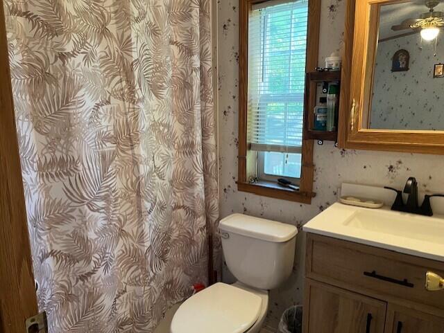 75 Caincrest Road York, ME 03909 - Photo 15 of 21 Primary ensuite