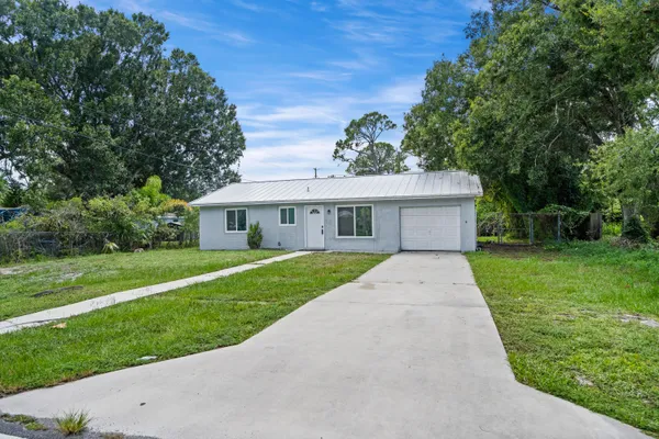 $255,000 | 6505 Deleon Avenue, Fort Pierce, FL 34951