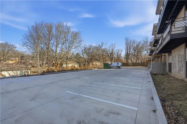 $1,900,000 | 9930 East 36th Street South, Independence, MO 64052