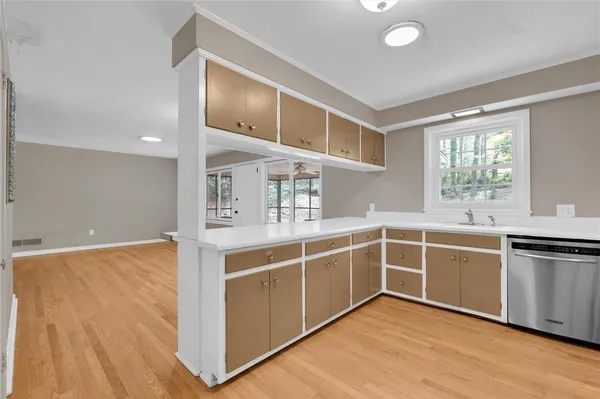 $475,000 | 106 Mitchell Avenue, Clemson, SC 29631