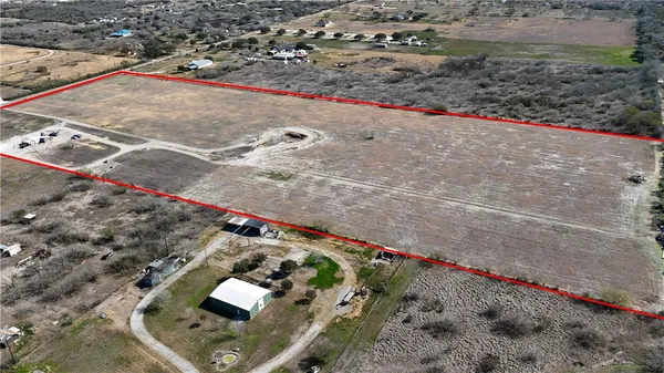 $206,900 | 166 County Road 303 East, Orange Grove, TX 78372