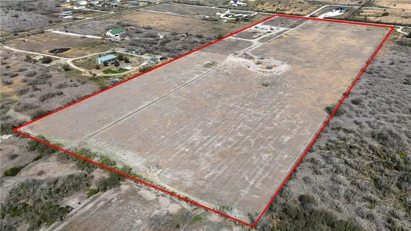 $206,900 | 166 County Road 303 East, Orange Grove, TX 78372