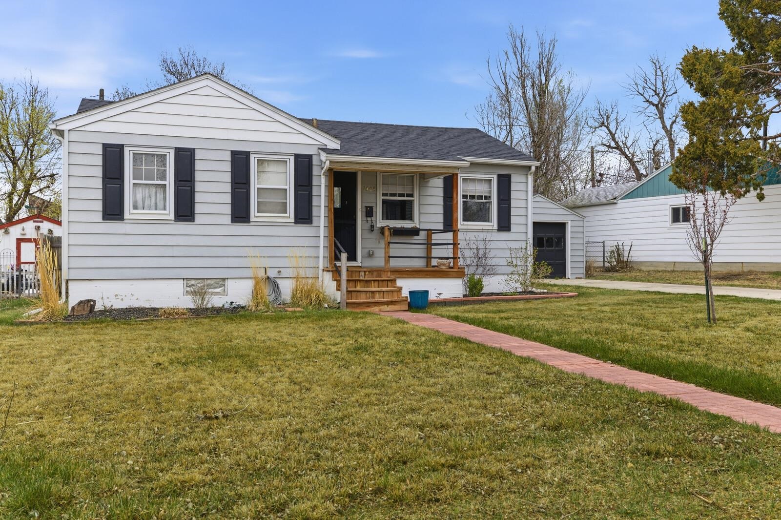 1605 Westridge Place Casper, WY 82604 - Photo 2 of 24
