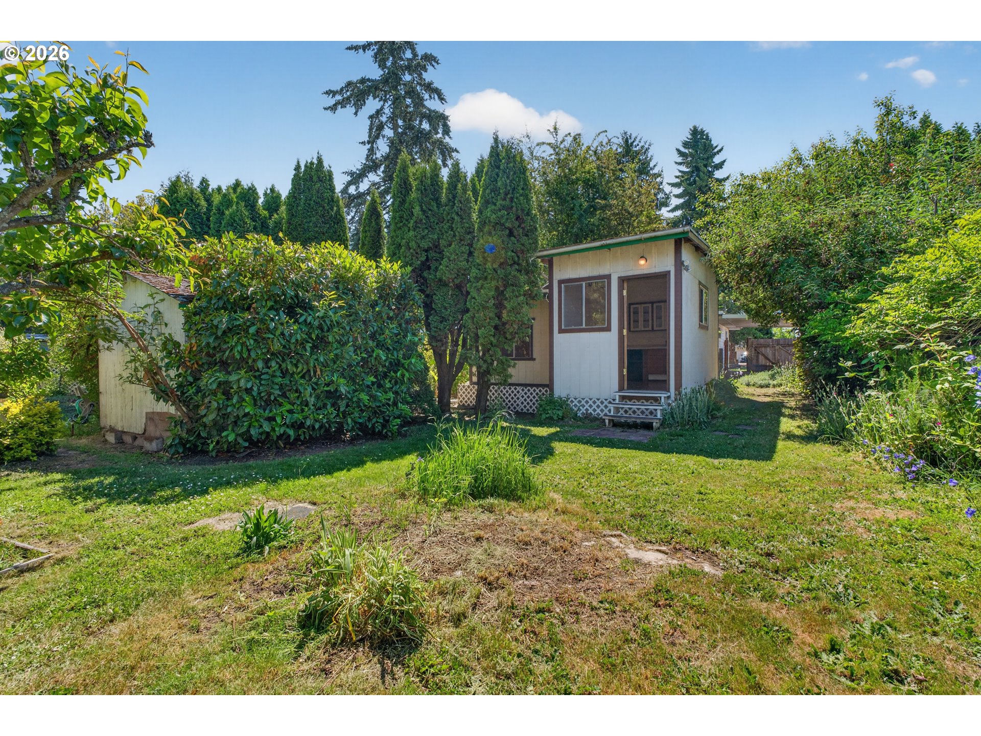 2245 Devos Street Eugene, OR 97402 - Photo 31 of 48