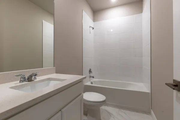 $2,990 | 6632 Cloverdale Avenue, Port St. Lucie, FL 34987