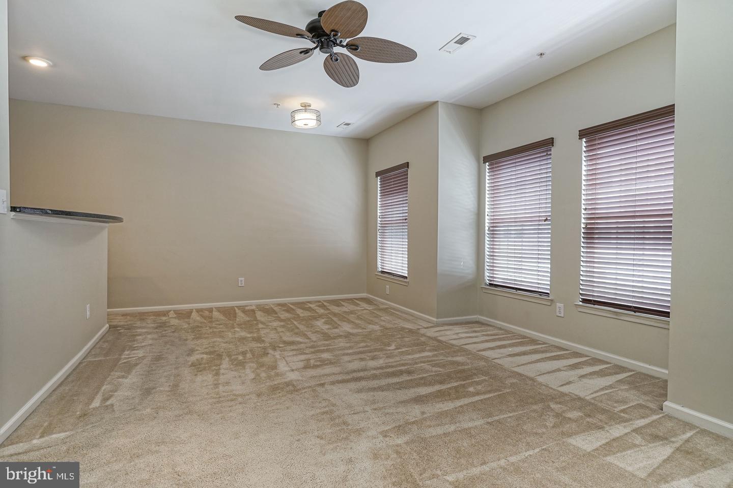 7 Teal Court Riverside, NJ 08075 - Photo 5 of 7