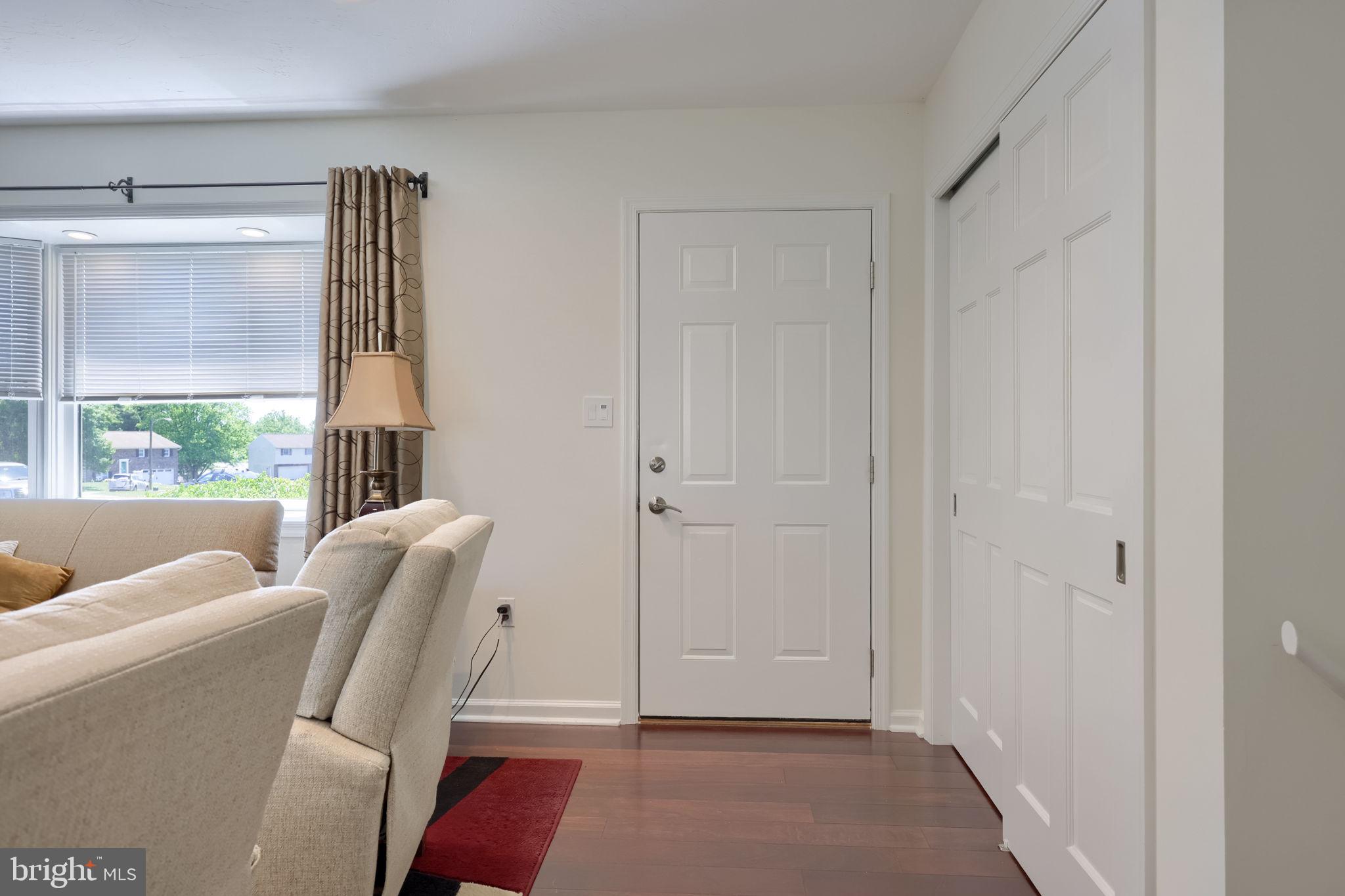 91 Buchland Road Ephrata, PA 17522 - Photo 5 of 59 Inviting entryway with natural light.